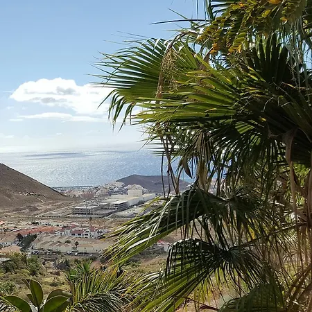 Apartment Ocean View Close To Beach With Pool & Wifi *