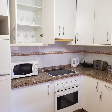 Ocean View Close To Beach With Pool & Wifi *