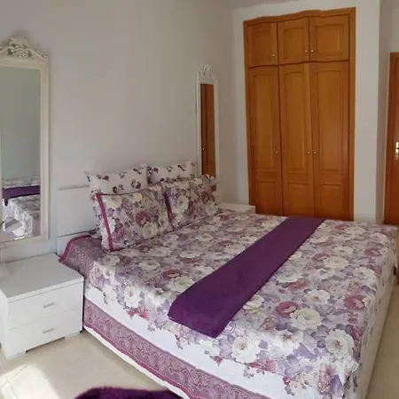 Ocean View Close To Beach With Pool & Wifi *