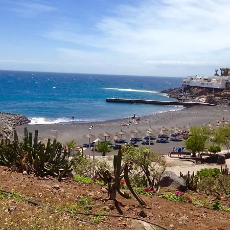 Apartment Ocean View Close To Beach With Pool & Wifi *