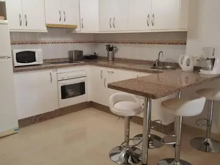 Ocean View Close To Beach With Pool & Wifi Appartamento *